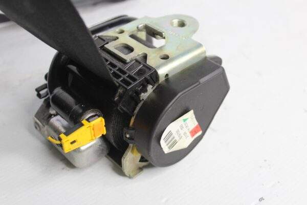 Volkswagen Golf Mk6 GTi R Front Left Seat Belt Pre-Tensioner 1K4 857 706 BK