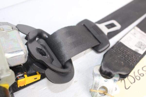 Volkswagen Golf Mk6 GTi R Front Left Seat Belt Pre-Tensioner 1K4 857 705 BN