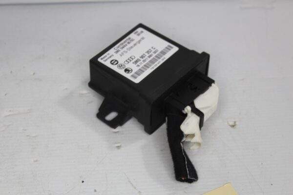 Volkswagen Golf Mk6 R Control Unit For Cornering And Range Control 5M0907357C