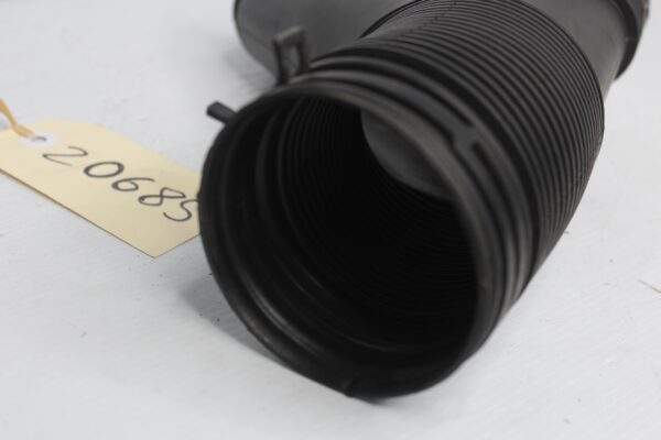 Volkswagen Golf Mk6 R Intake Air Duct Guide 1K0 129 618 BM