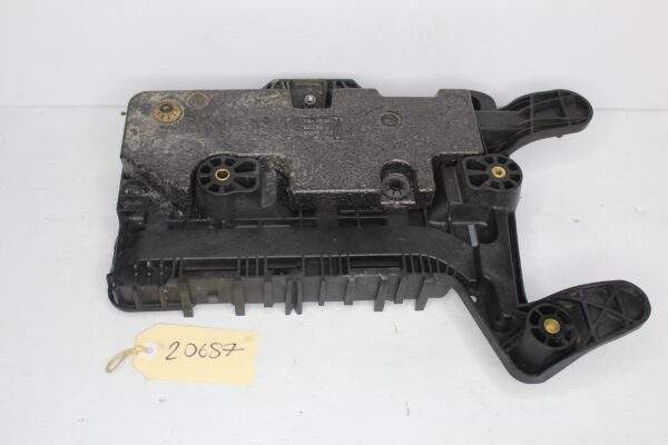 Volkswagen Golf Mk6 Gti R Battery Tray Support Mount 1K0 915 333 H
