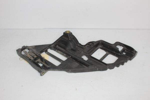 Volkswagen Golf Mk6 R Headlight Bumper Support Bracket 5K0 807 228 A
