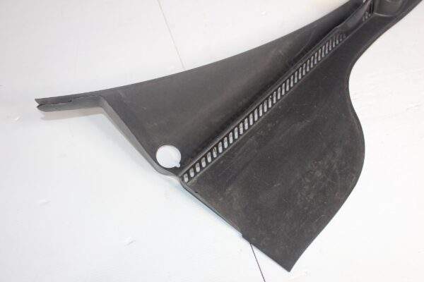Volkswagen Mk6 Golf Scuttle Panel Windscreen Cowl 1K2 819 415 B