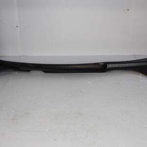 Volkswagen Mk6 Golf Scuttle Panel Windscreen Cowl 1K2 819 415 B - Image 3