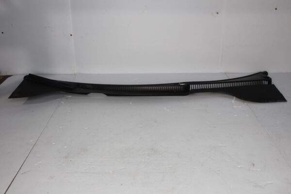 Volkswagen Mk6 Golf Scuttle Panel Windscreen Cowl 1K2 819 415 B