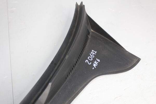 Volkswagen Mk6 Golf Scuttle Panel Windscreen Cowl 1K2 819 415 B