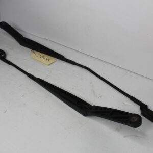 Volkswagen Golf Mk6 GTi R Windshield Wiper Arm Pair 1Q2955410, 1Q2955409 - Image 7
