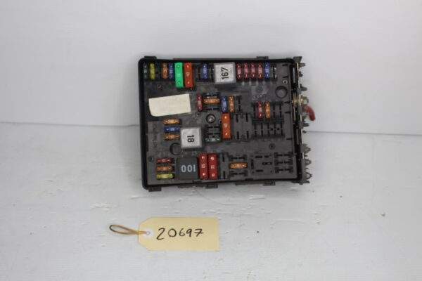 Volkswagen Mk6 Golf Front Fuse Relay Box 1K0937124K, 1K0937124P
