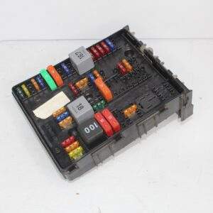 Volkswagen Mk6 Golf Front Fuse Relay Box 1K0937124K, 1K0937124P - Image 2