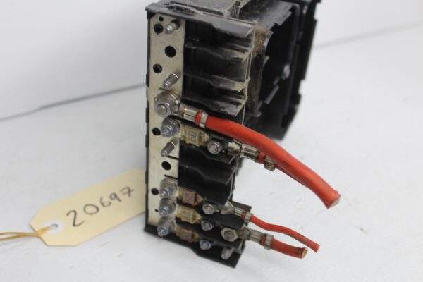 Volkswagen Mk6 Golf Front Fuse Relay Box 1K0937124K, 1K0937124P