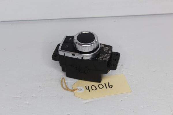 Mercedes Benz W176 W117 A CLA Class Multimedia Radio Control Switch A2469009815