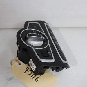Mercedes Benz W205 C Class Headlight Control Switch Panel A2059051810 - Image 9