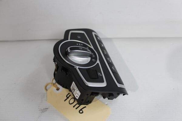 Mercedes Benz W205 C Class Headlight Control Switch Panel A2059051810