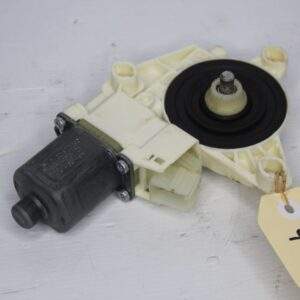 Mercedes Benz W176 W117 A Class Window Motor A2469065100 - Image 2