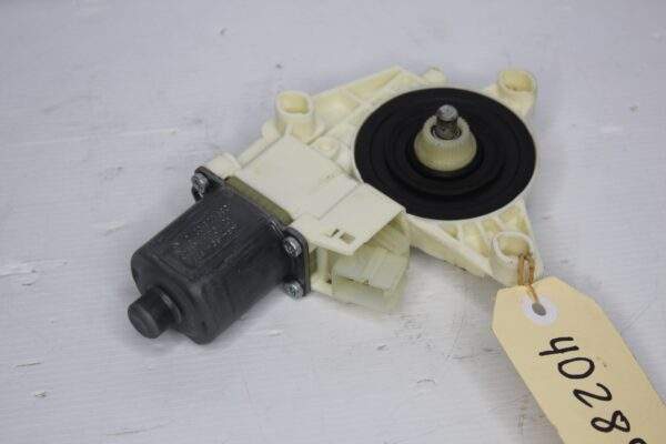 Mercedes Benz W176 W117 A Class Window Motor A2469065100