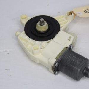 Mercedes Benz W176 W117 A Class Window Motor A2469065100 - Image 8