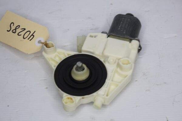 Mercedes Benz W176 W117 A Class Window Motor A2469065100
