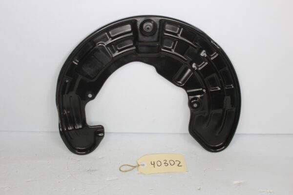 Mercedes Benz W176 W117 A45 CLA45 Front Left Brake Dust Shield A1764210520