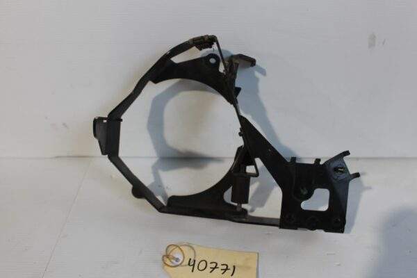 Mercedes Benz W204 C63 AMG Air Pump Bracket Holder Bracket A1562301440
