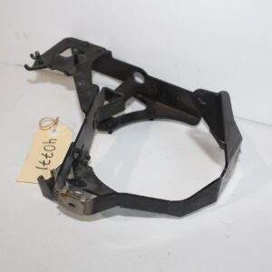 Mercedes Benz W204 C63 AMG Air Pump Bracket Holder Bracket A1562301440 - Image 3