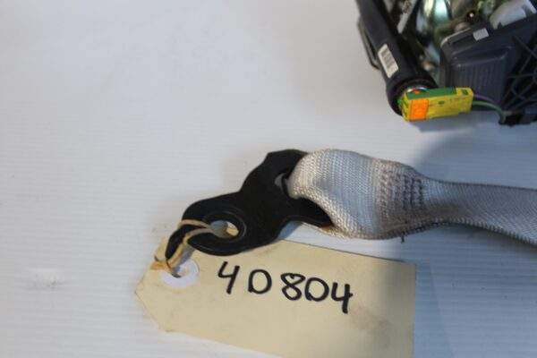 Mercedes Benz W212 E63 AMG Front Right Seat Belt Pretensioner A2128600886