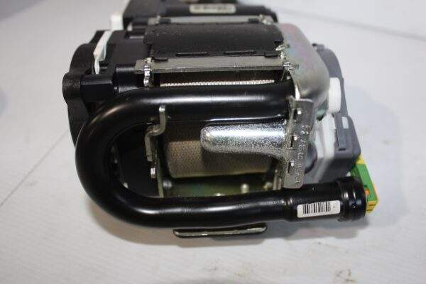Mercedes Benz W212 E63 AMG Front Right Seat Belt Pretensioner A2128600886