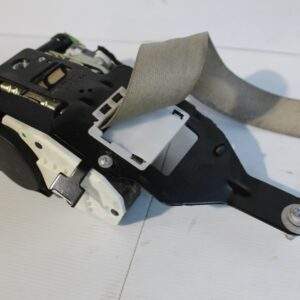 Mercedes Benz W212 E63 AMG Front Right Seat Belt Pretensioner A2128600886 - Image 9