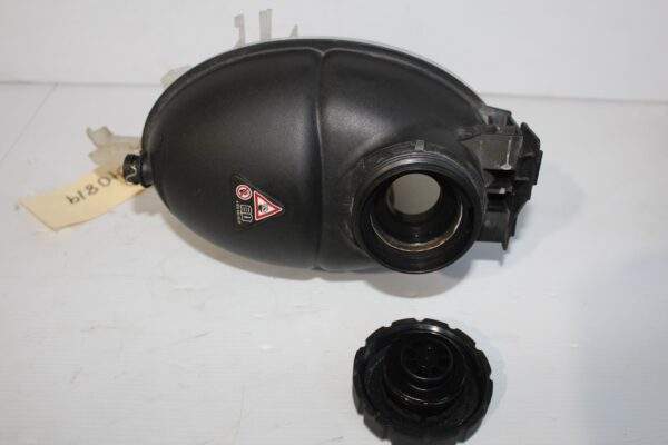 Mercedes Benz W204 W212 C63 E63 Coolant Expansion Overflow Tank A2045000949