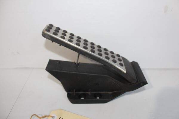 Mercedes Benz W212 E63 AMG Accelerator Gas Pedal A2043000200
