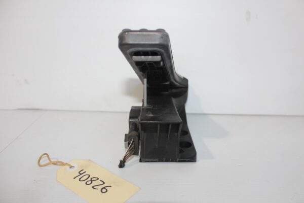 Mercedes Benz W212 E63 AMG Accelerator Gas Pedal A2043000200