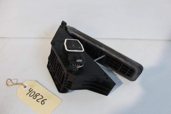 Mercedes Benz W212 E63 AMG Accelerator Gas Pedal A2043000200