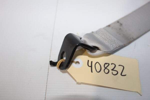 Mercedes Benz W212 E63 AMG Rear Left Seatbelt Pretensioner A2128609785