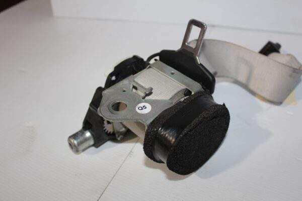 Mercedes Benz W212 E63 AMG Rear Left Seatbelt Pretensioner A2128609785