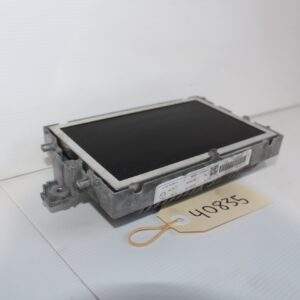 Mercedes Benz W212 E63 Multimedia SATNAV Display Screen A2129002216 - Image 7