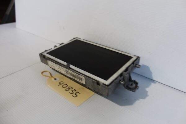 Mercedes Benz W212 E63 Multimedia SATNAV Display Screen A2129002216