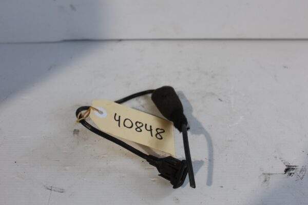 Mercedes Benz W212 E63 USB Port Hub A1728200515