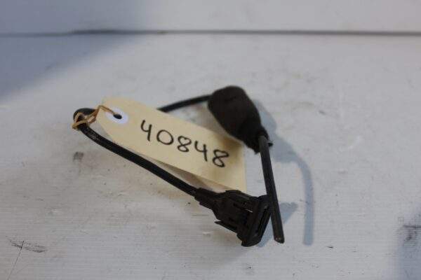 Mercedes Benz W212 E63 USB Port Hub A1728200515