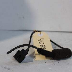 Mercedes Benz W212 E63 USB Port Hub A1728200515 - Image 11