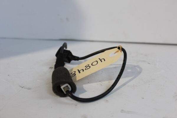 Mercedes Benz W212 E63 USB Port Hub A1728200515