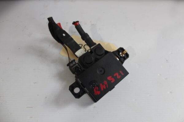 Mercedes Benz Battery Module Backup Relay A0009822023