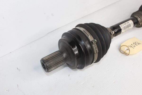 Mercedes Benz W205 C43 AMG Front Right Axle Driveshaft A2053303706, A2053305710