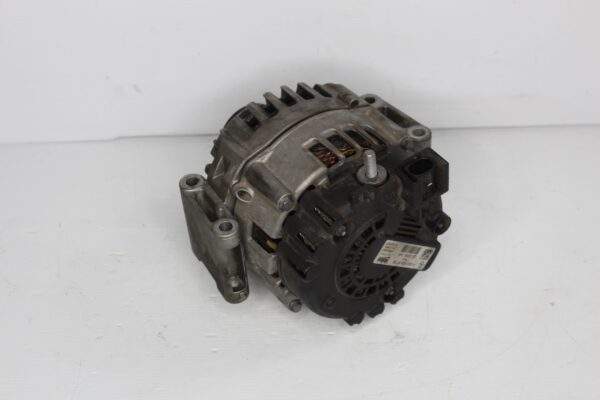 Mercedes Benz W205 C43 AMG M276 Alternator A0009068706