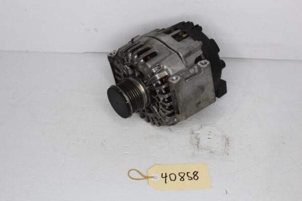 Mercedes Benz W205 C43 AMG M276 Alternator A0009068706