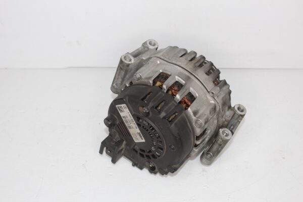 Mercedes Benz W205 C43 AMG M276 Alternator A0009068706