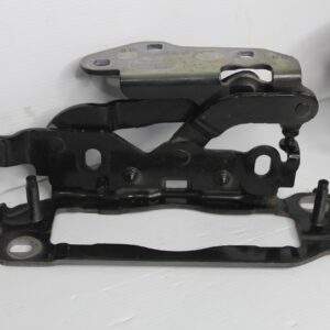 Mercedes Benz W204 W212 C63 E63 Bonnet Hood Hinge Pair A2048800228, A2048800128 - Image 2