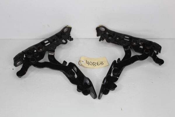 Mercedes Benz W204 W212 C63 E63 Bonnet Hood Hinge Pair A2048800228, A2048800128