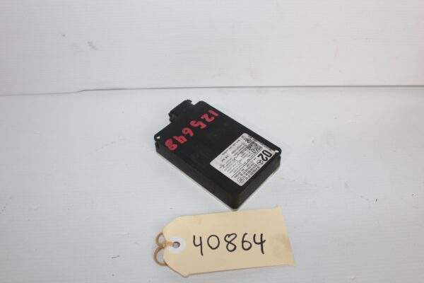 Mercedes Benz Distronic Radar Sensor A0009058702