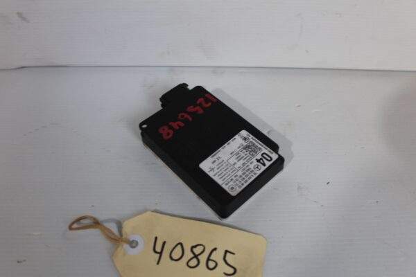 Mercedes Benz Distronic Radar Sensor A0009058802
