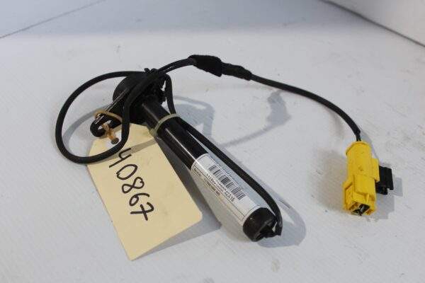Mercedes Benz W117 CLA Class Bonnet Hood SRS Popper Actuator A1179061000