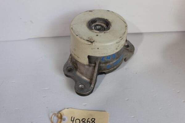Mercedes Benz C43 AMG Front Left Engine Mount Support A2132402100